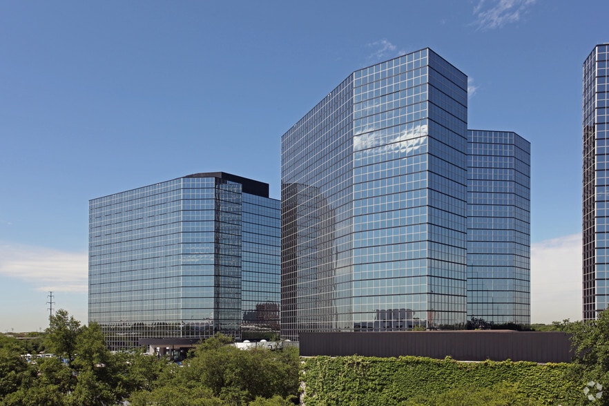 5420 Lyndon B Johnson Fwy, Dallas, TX à louer - Photo de l’immeuble – Image 3 sur 8