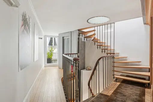 9 Rue Arsène Houssaye, Paris à vendre - Photo de l’immeuble – Image 2 sur 11