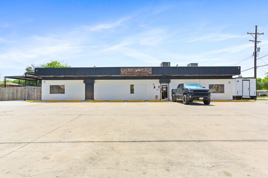 734 Cantrell Dr, San Antonio, TX à vendre - Photo de l’immeuble – Image 3 sur 30