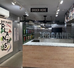 57-67 W 55th St, New York, NY à louer Photo intérieure– Image 2 sur 3