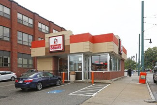 Plus de détails pour 1955 Beacon St, Brighton, MA - Local commercial à louer