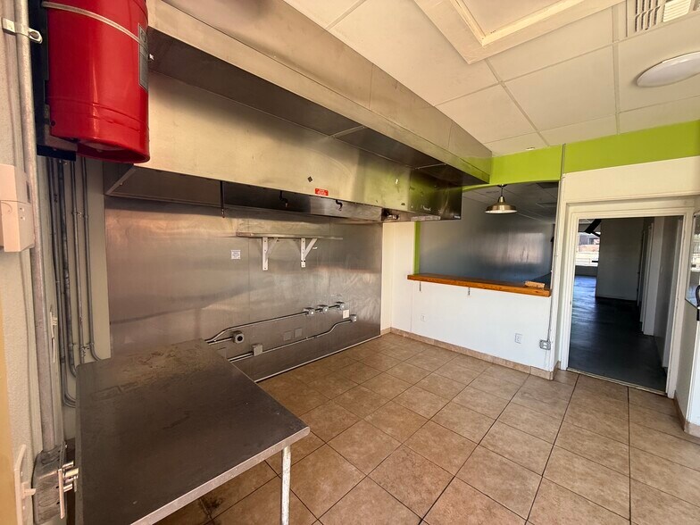 16842 E Parkview Ave, Fountain Hills, AZ à louer - Photo de l’immeuble – Image 3 sur 29