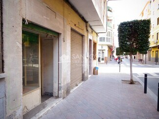 Plus de détails pour Local commercial à vendre