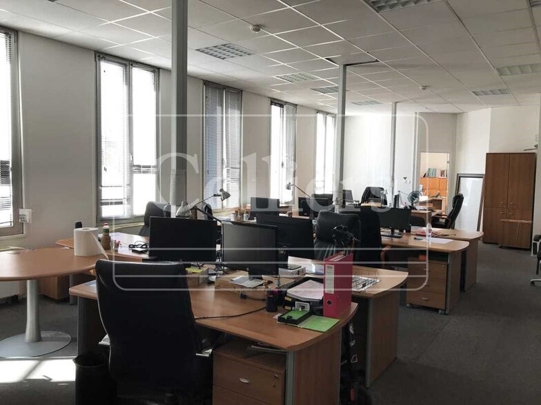 Bureau dans Marseille à louer - Photo intérieure – Image 3 sur 15