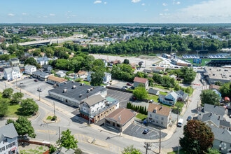 356 East Ave, Pawtucket, RI - Vue aérienne  vue de carte - Image1