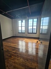 432 Austin Pl, Bronx, NY à louer Photo intérieure– Image 1 sur 2