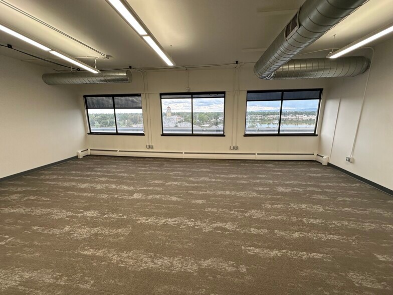5335 W 48th Ave, Denver, CO à louer - Photo de l’immeuble – Image 3 sur 19