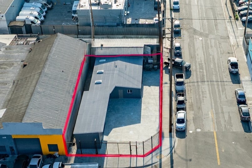 1450 Cota Ave, Long Beach, CA à louer - Photo de l’immeuble – Image 2 sur 16