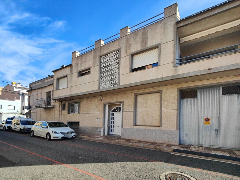 Local commercial dans L'Aldea, Tarragona à vendre - Photo de l’immeuble – Image 2 sur 26