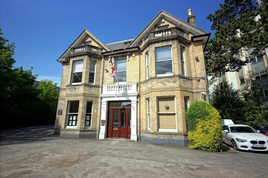 4 Dean Park Cres, Bournemouth à louer - Photo principale – Image 1 sur 7