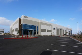 Plus de détails pour 2810 Whiptail Loop, Carlsbad, CA - Industriel/Logistique à louer