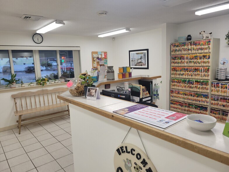 220 Brook St, Clinton, MA à vendre - Photo intérieure – Image 2 sur 8