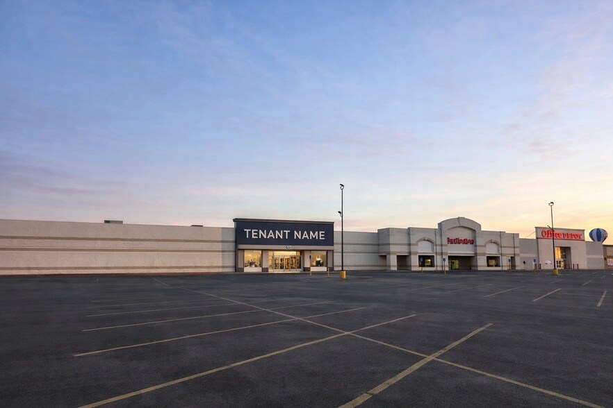 613 S Dugan Rd, Wichita, KS à louer - Photo de l’immeuble – Image 2 sur 14