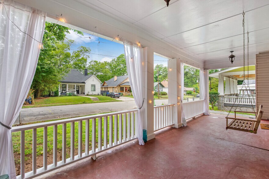 1041 Lawton Ave SW, Atlanta, GA à vendre - Photo de l’immeuble – Image 2 sur 32