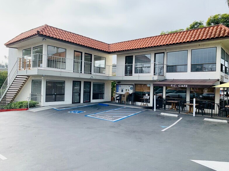 1810 S El Camino Real, San Clemente, CA à louer - Photo de l’immeuble – Image 1 sur 2
