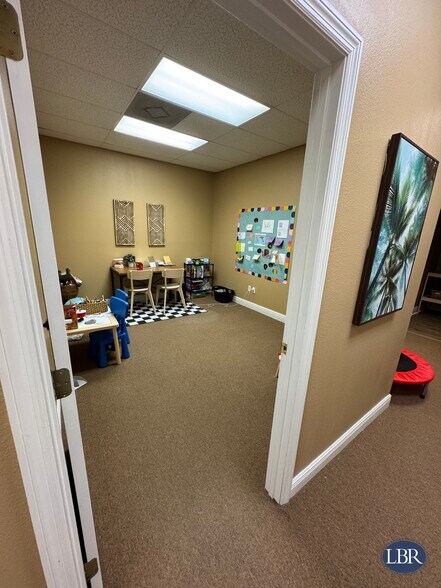 21 W Fee Ave, Melbourne, FL à louer - Photo de l’immeuble – Image 3 sur 8