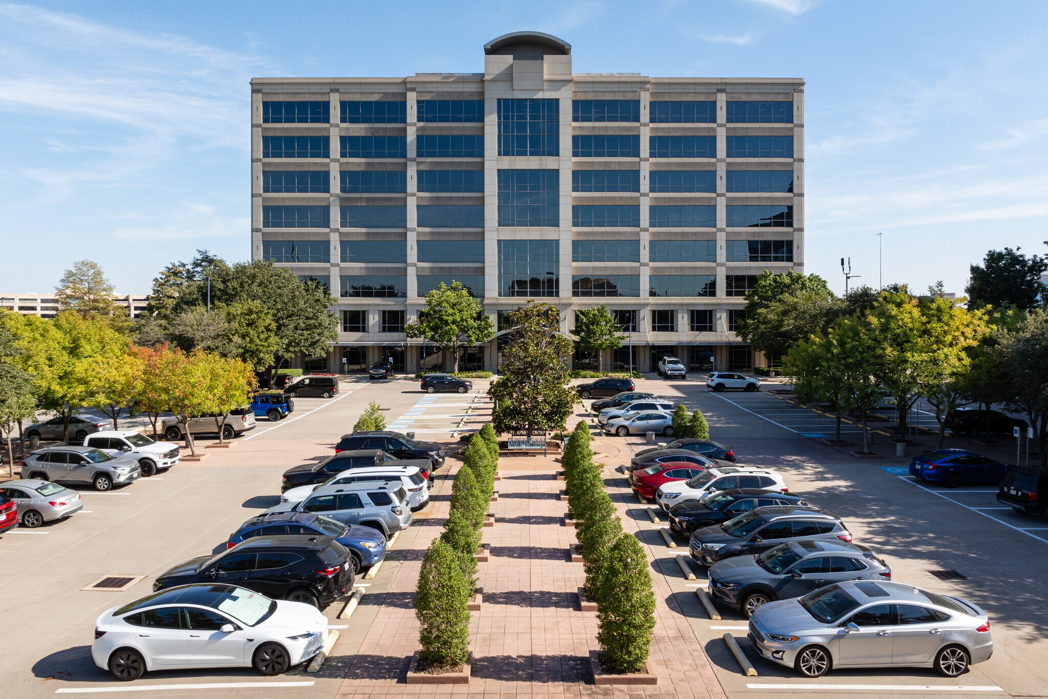 6333 N State Highway 161, Irving, TX à louer Photo principale– Image 1 sur 17