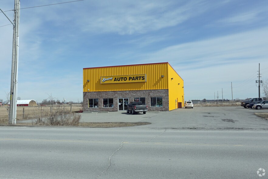 655 St Lawrence St, North Dundas, ON à louer - Photo de l’immeuble – Image 2 sur 2
