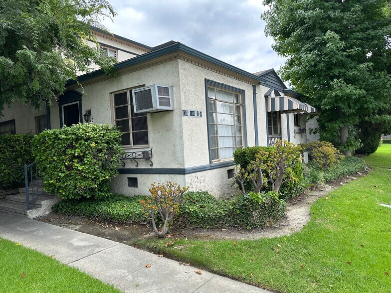 136 N Pass Ave, Burbank, CA à vendre - Photo de l’immeuble – Image 3 sur 9