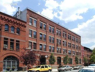 Plus de détails pour 163 Carlton Ave, Brooklyn, NY - Logement à vendre