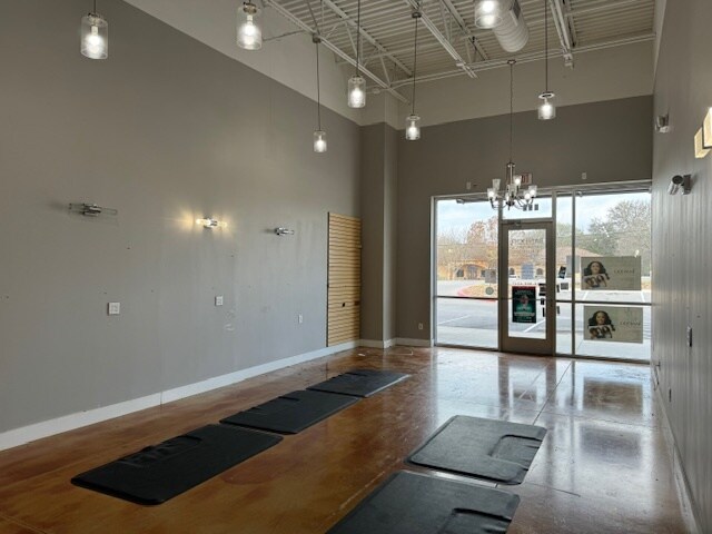 9390 Huebner Rd, San Antonio, TX à louer - Photo intérieure – Image 2 sur 16
