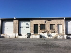 331-348 Robinson Ln, Wilmington, DE à louer Photo intérieure– Image 2 sur 6