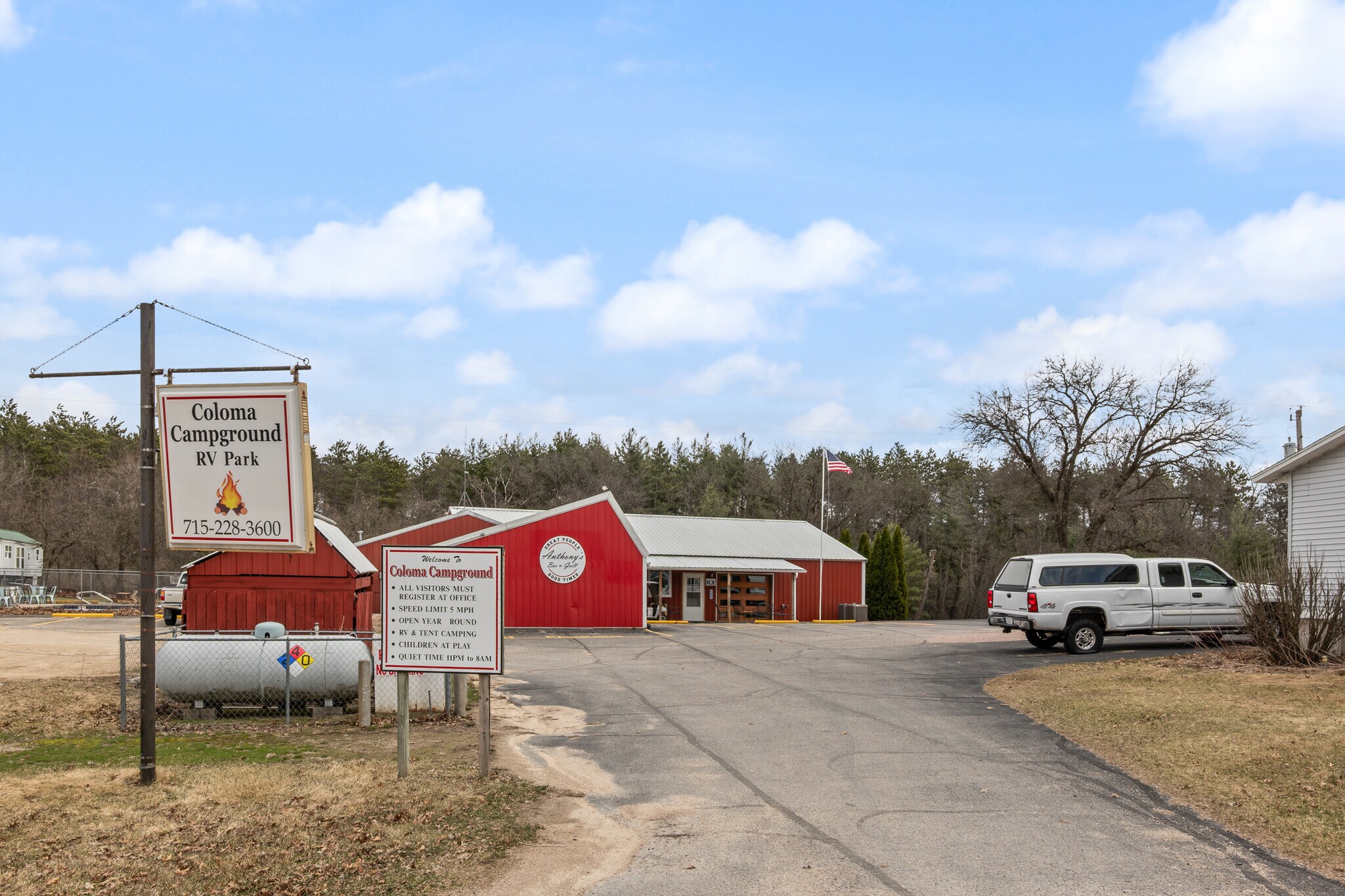 N1130 5th Rd, Coloma, WI à vendre Photo principale– Image 1 sur 53