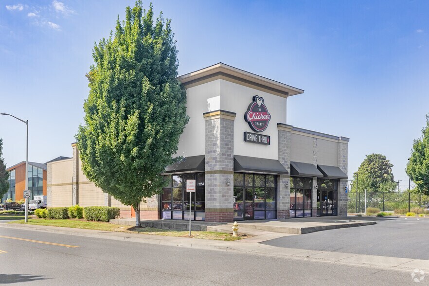 2280-2310 SE Mission St, Salem, OR à louer - Photo de l’immeuble – Image 2 sur 4