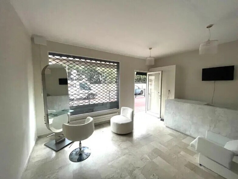 305 Avenue De Grasse, Cannes à louer - Photo intérieure – Image 3 sur 5
