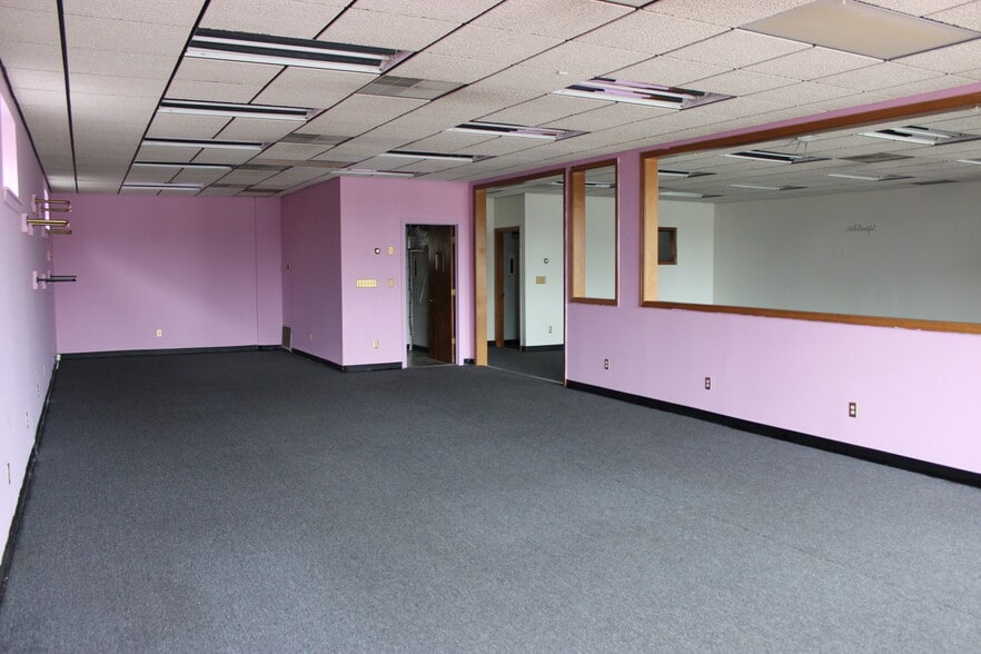 1384-1388 Dixwell Ave, Hamden, CT à louer - Photo intérieure – Image 2 sur 41