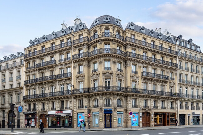 Plus de détails pour 61 Rue De L'Arcade, Paris - Bureau à louer
