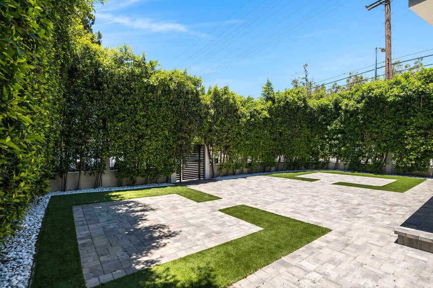 5954 Simpson Ave, Valley Village, CA à vendre - Photo de l’immeuble – Image 3 sur 40