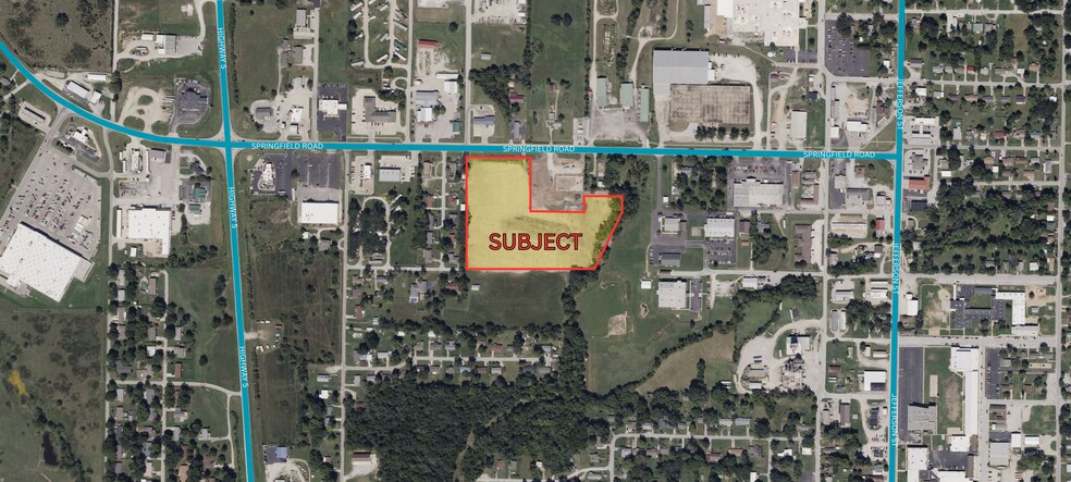 801 Springfield Rd, Ava, MO à vendre - Photo principale – Image 1 sur 2