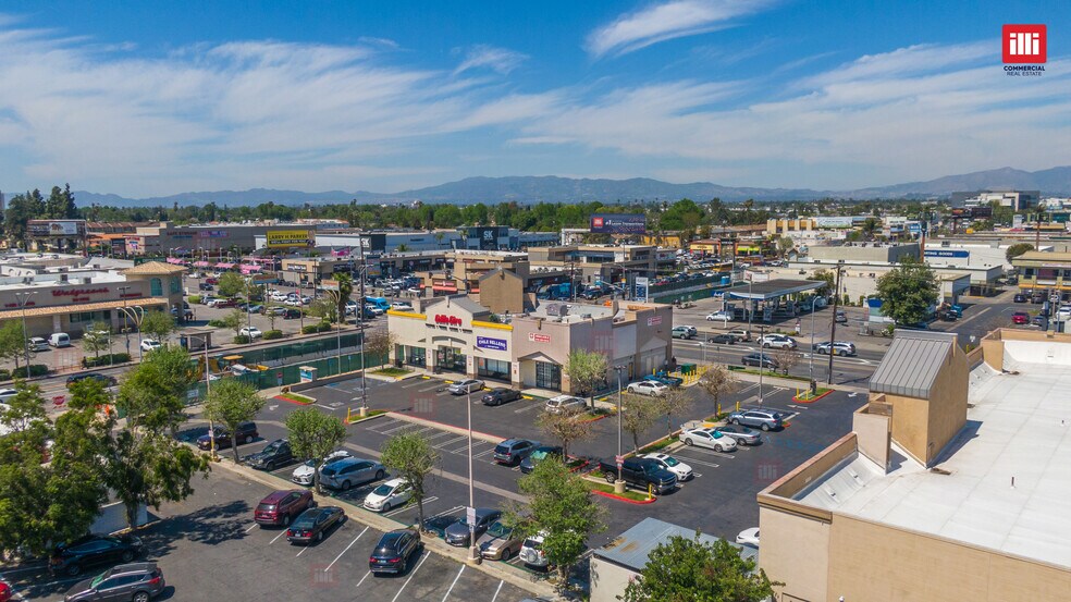 14434 Sherman Way, Van Nuys, CA à louer - Aérien – Image 2 sur 9