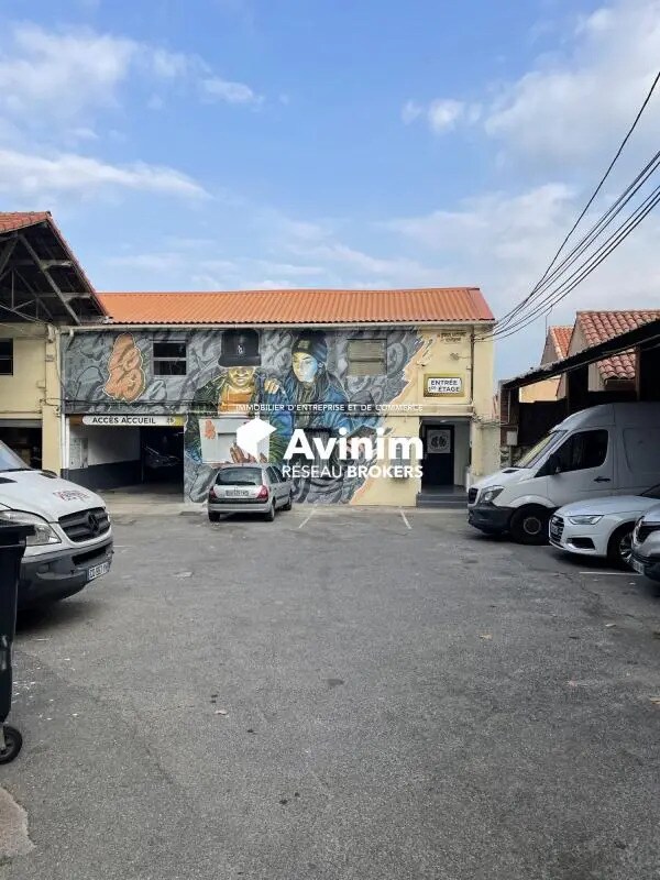 Bureau dans Marseille à louer Photo de l’immeuble– Image 1 sur 11