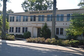 315 Lowell Ave, Mercerville, NJ à vendre Photo intérieure– Image 1 sur 12