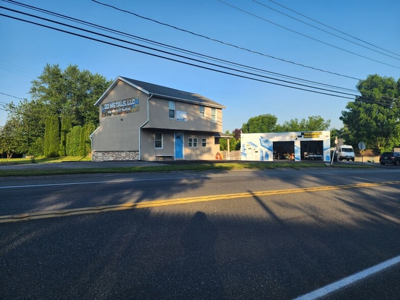 5722 Kings Hwy, Zionsville, PA à vendre - Photo de l’immeuble – Image 3 sur 29