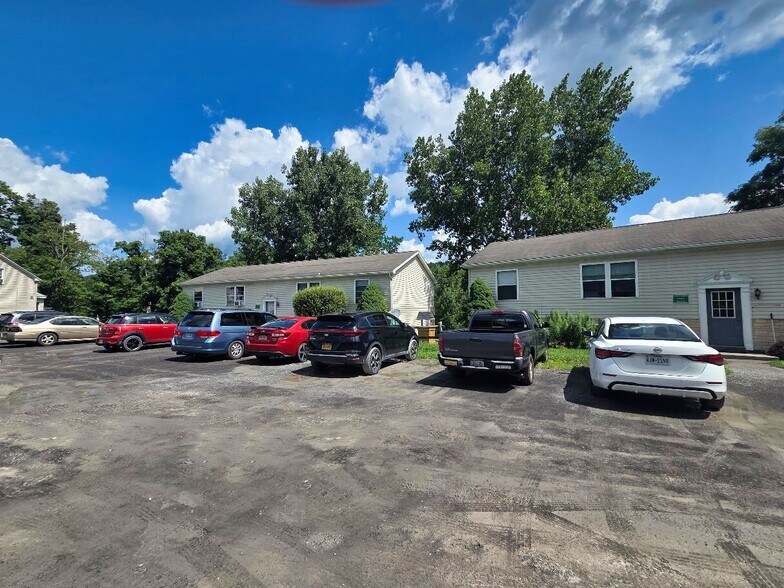 597 Bross St, Cairo, NY à vendre - Photo de l’immeuble – Image 2 sur 8