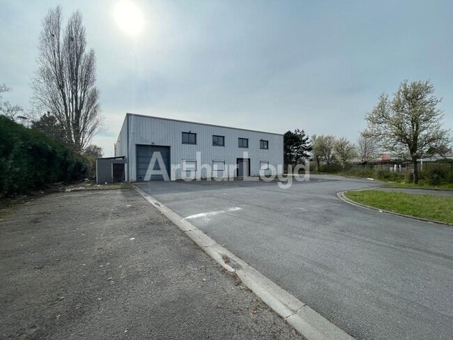 Plus de détails pour Industriel/Logistique à louer