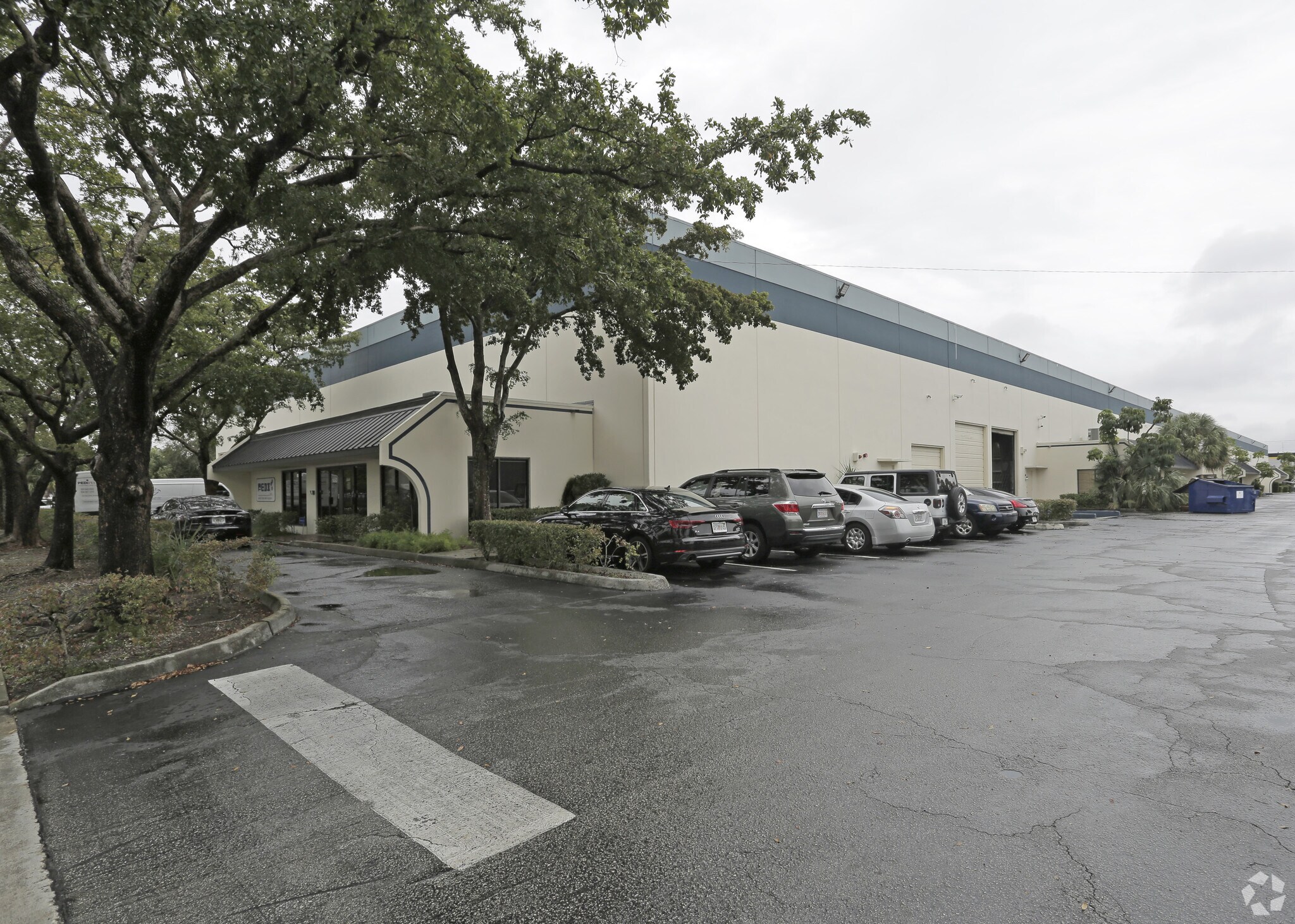 15801-15825 NW 15th Ave, Miami, FL à louer Photo principale– Image 1 sur 13