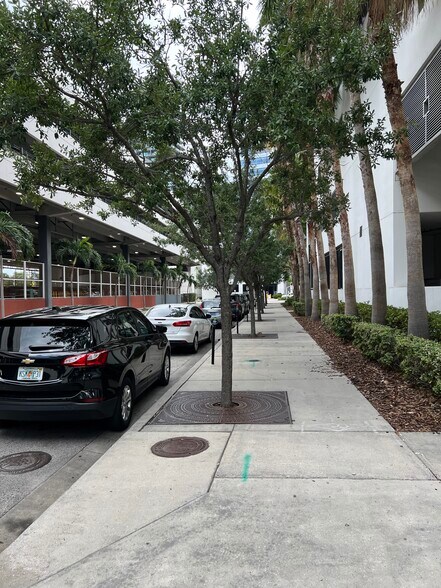 375-3 S 12th St, Tampa, FL à vendre - Photo de l’immeuble – Image 3 sur 7
