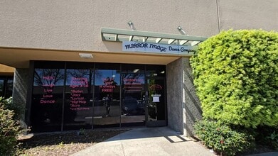 2121 2nd St, Davis, CA à louer - Vidéo sur l’annonce professionnelle 