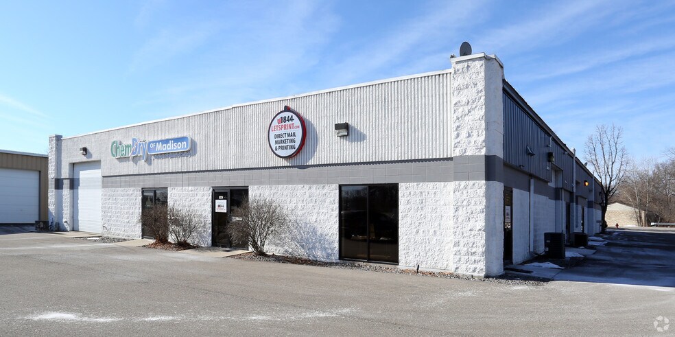 6330-6340 Copps Ave, Monona, WI à louer - Photo de l’immeuble – Image 2 sur 12