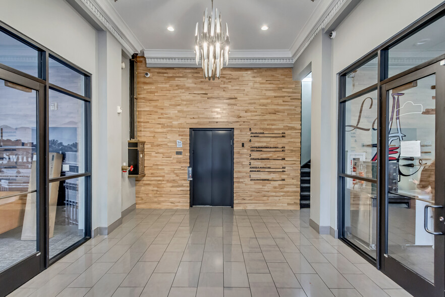 2411 Kiesel Ave, Ogden, UT à louer - Photo intérieure – Image 2 sur 2