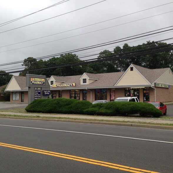 357 Spotswood Englishtown Rd, Monroe Township, NJ à louer - Photo de l’immeuble – Image 1 sur 1