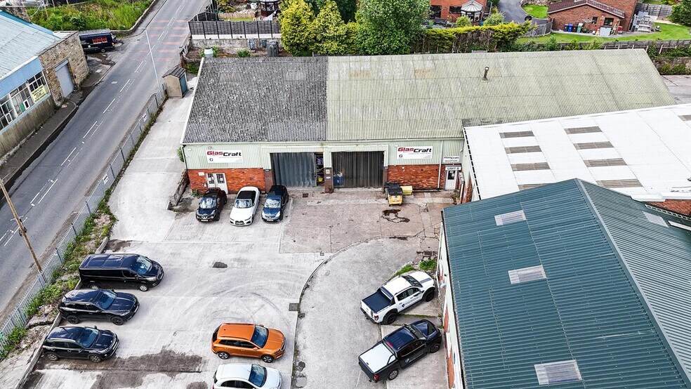 Lowercroft Rd, Bury à louer - Photo de l’immeuble – Image 2 sur 9