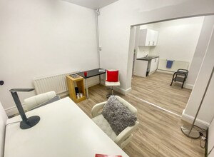 14 Regent St, Nottingham à louer Photo intérieure– Image 1 sur 9