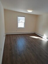 4 Ellsworth Rd, Blue Hill, ME à louer Photo de l’immeuble– Image 1 sur 8