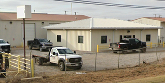 Plus de détails pour 1206 SE 4th St, Lindsay, OK - Industriel/Logistique à vendre