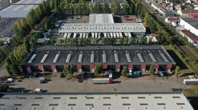 Coignières - Vue aérienne  vue de carte